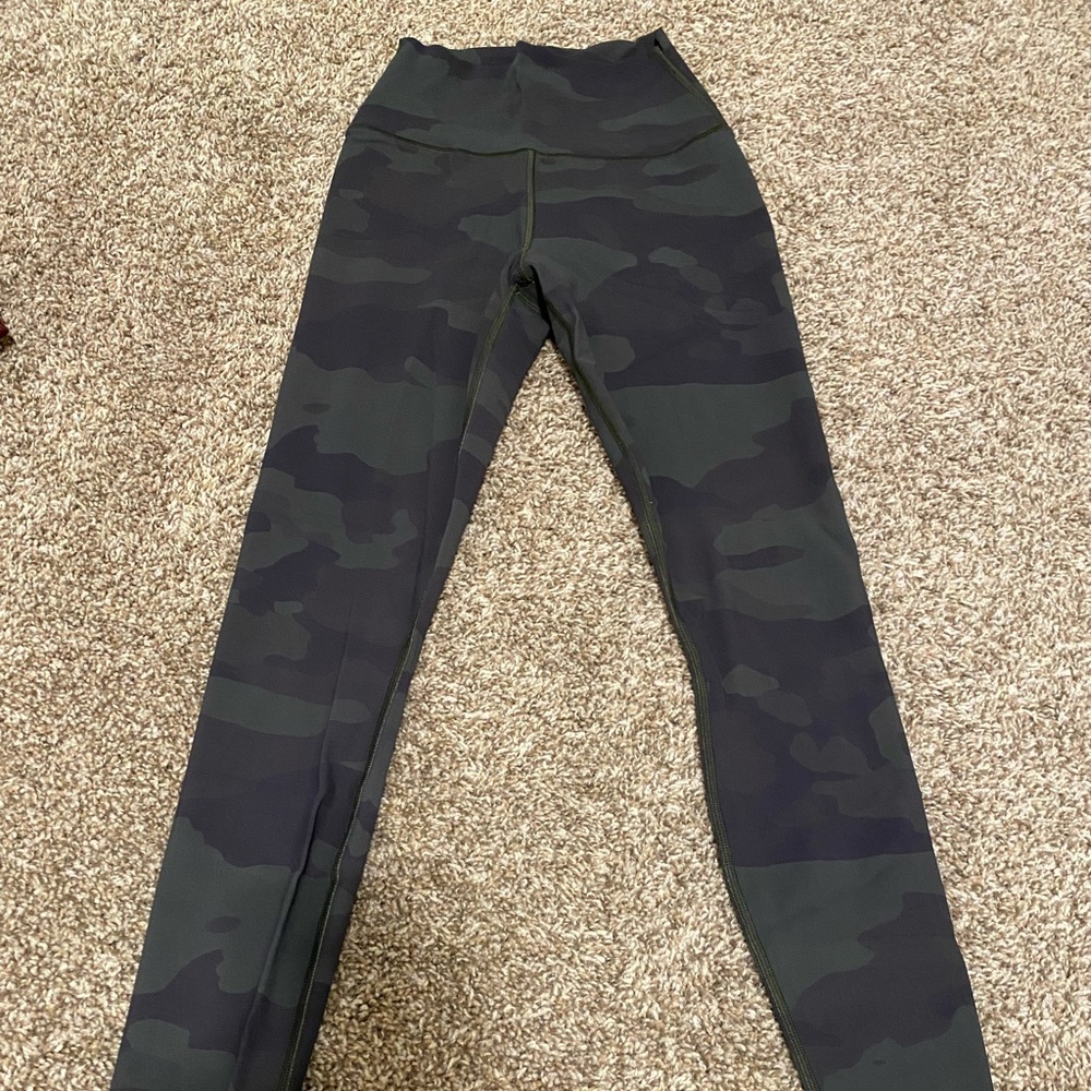 Alo Yoga leggings
